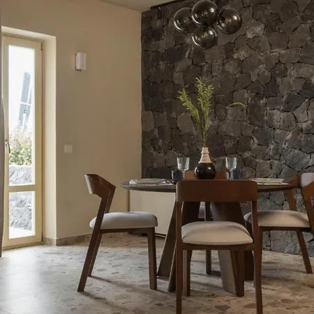 Villa Magnificent Santorini | 1 Bedroom | Ichimaru | Breathtaking Sea Views And Outdoor Heated Pool | Imerovigli
