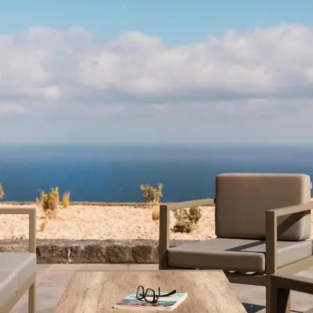 Villa Magnificent Santorini | 1 Bedroom | Ichimaru | Breathtaking Sea Views And Outdoor Heated Pool | Imerovigli *